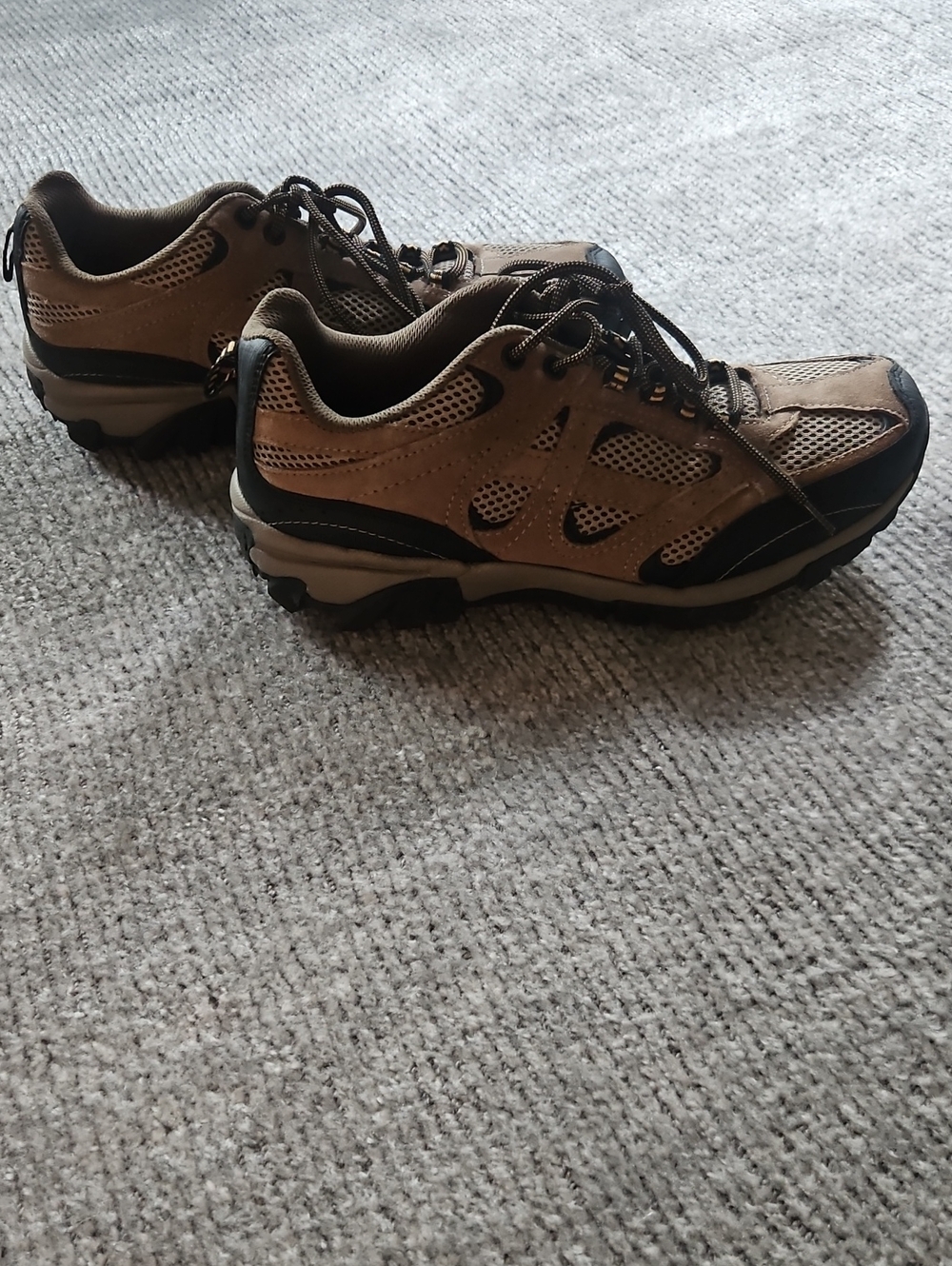 Men's Brown Trail Shoes - Casual Outdoor Sneakers